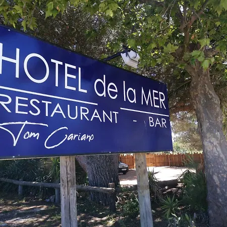 Отель De La Йер